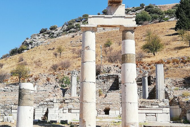 Private Full-Day Ephesus Tour with Miletus and Didyma for Cruise Guests - Savor a Traditional Turkish Lunch at Agora Restaurant