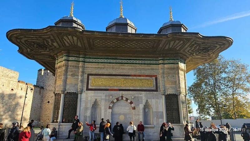 Private Full-Day Old City Tour of Istanbul - Discover the Opulence of Topkapi Palace