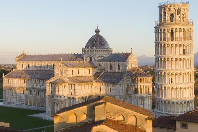 PRIVATE Full-Day Pisa and Lucca GUIDED Tour from Florence - Key Points