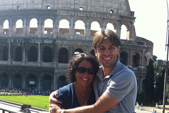 Private Full Day Rome Tour in 2 Days Sightseeing - The Historical and Cultural Stops: Colosseum, Roman Forum, and Catacombs