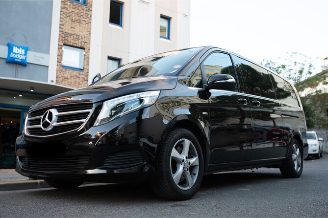 Private Full-Day Stresa and Borromean Islands Tour from Como - Experiencing Isola dei Pescatori, the Fishing Village