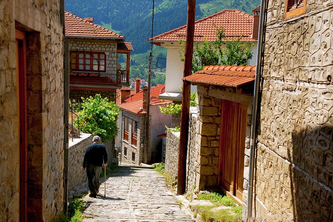 Private Full-Day Tour Around Meteora and Metsovo from Lefkada - From Lefkada to Meteora: A Scenic 4-Hour Drive