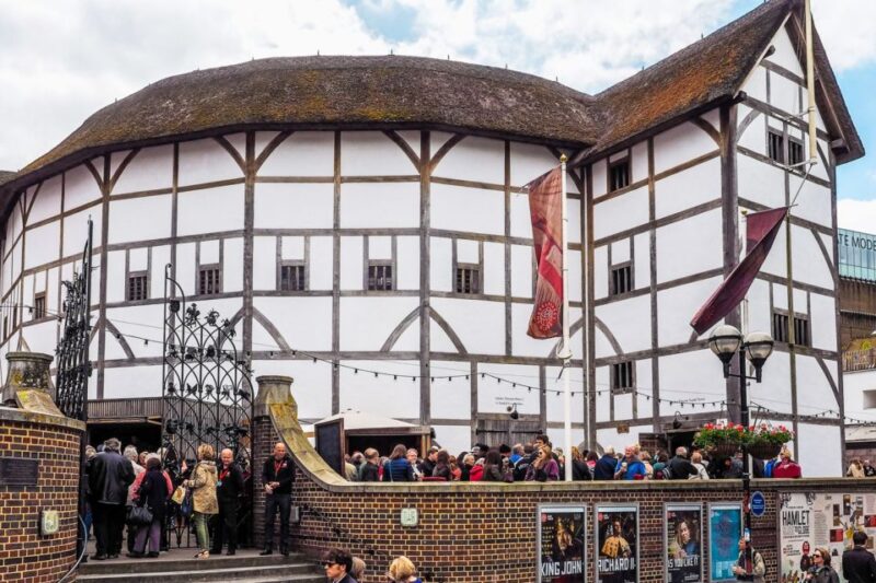 Private Full Day Tour  Fast Track Tower of London and Lunch - Sampling Food at Borough Market