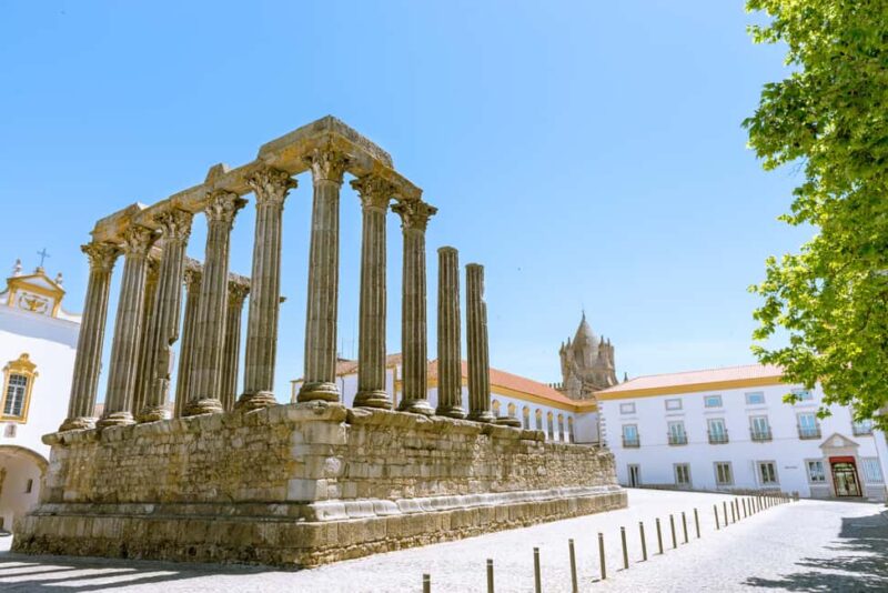Private Full day tour from Lisbon to Evora with wine tasting - Key Points