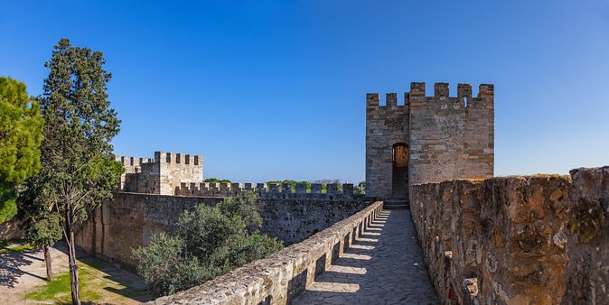Private Full Day Tour in Lisbon - Discovering the Vibrant Praça Dom Pedro IV and Parque Eduardo VII