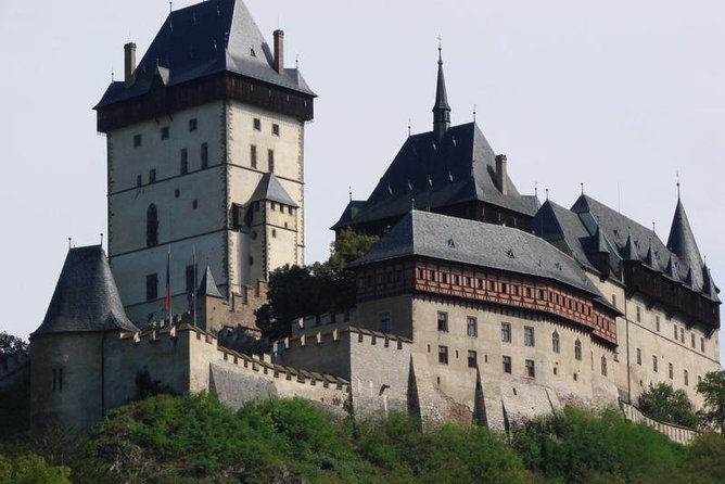 Private Full-Day Tour Karlstejn Castle and Crystal Glassworks from Prague - Discovering Rückl Crystal at Nizbor