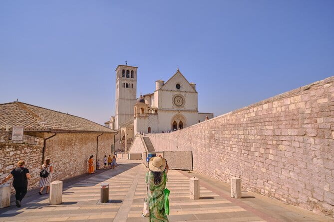 Private Full-Day Tour of Assisi and Cortona from Florence - Discovering Cortona, the Town of Under the Tuscan Sun