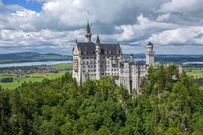 Private Full-Day Tour of Neuschwanstein Castle from Innsbruck - Explore Neuschwanstein Castle with a Private Full-Day Tour from Innsbruck