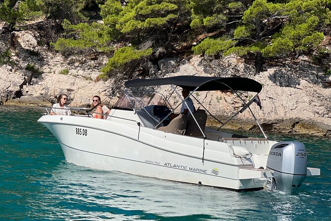 Private Full-Day Tour to Mljet by Speedboat - Onboard Comforts and Included Amenities