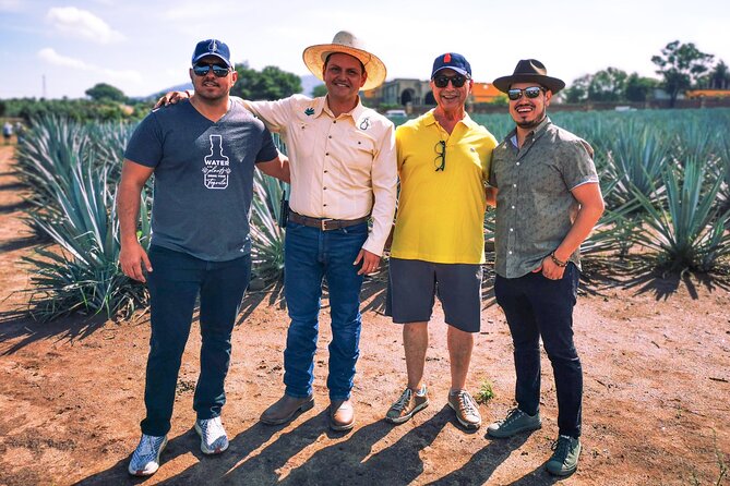 Private Full-Day Tour to Tequila Pueblo Magico - Cantaritos el Güero: Authentic Tequila Preparation