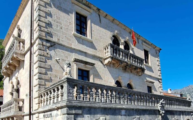 Private Full Day Trip Montenegro from Dubrovnik - Discovering Kotor Old Town: A UNESCO World Heritage Site