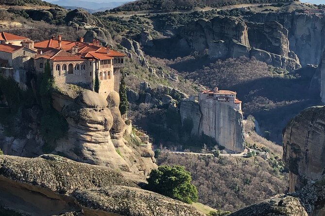 Private Full-Day Trip to Meteora by Train From Athens - Local Agency - Transportation and Comfort Details