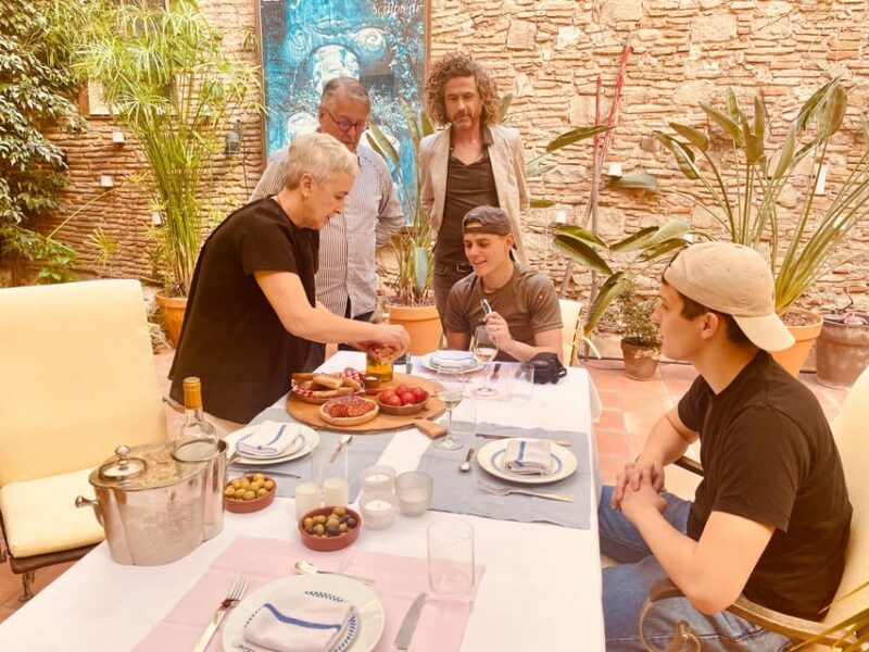 PRIVATE GASTRONOMIC EXPERIENCE IN A LOCAL HOME - Exclusive Private Gastronomic Experience in a Local Home in Catalonia