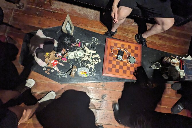 Private Ghost Hunt - Logistics: Meeting Point, Group Size, and Accessibility