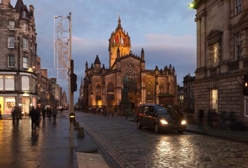 Private Ghost Walking Tour in Edinburgh with Canongate Kirk - Explore Edinburgh’s Haunted Streets and Hidden Secrets