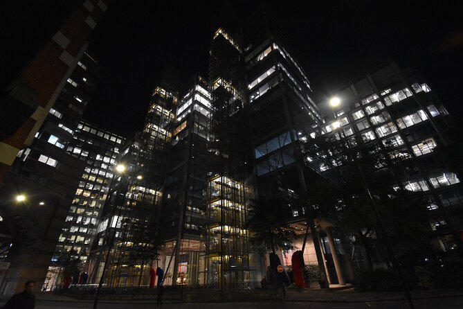 Private Ghosts and Gore Walking Tour of London - Haunting at the Bank of England