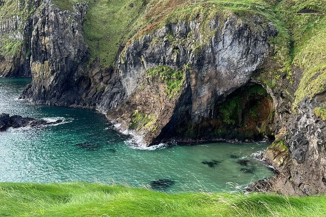 Private Giant's Causeway Tour including Game of Thrones Sites - Comfortable Private Transportation from Belfast in a Mercedes Benz