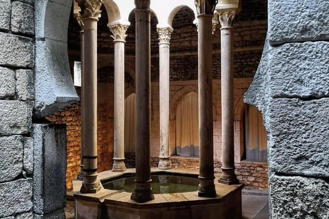 Private Girona Tour, Costa Brava Beach & Seaside Lunch Experience - Personalized Experience with a Friendly Guide