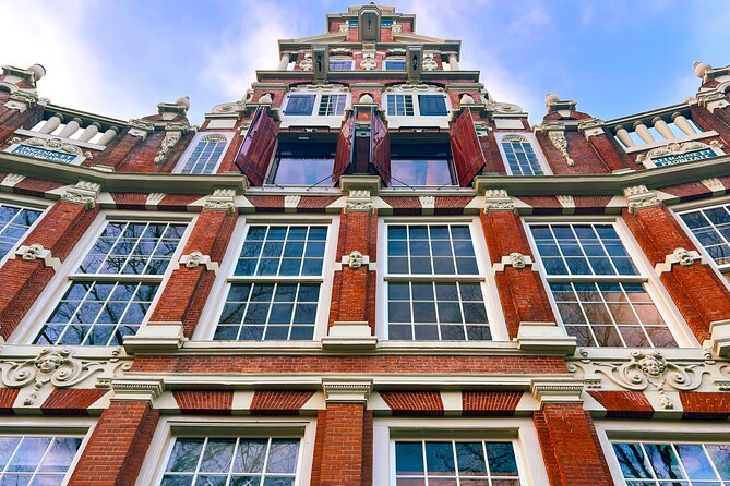 Private Golden Age Architecture Tour, local Dutch guide - Torensluis Bridge: Unique Façades and Crooked Houses