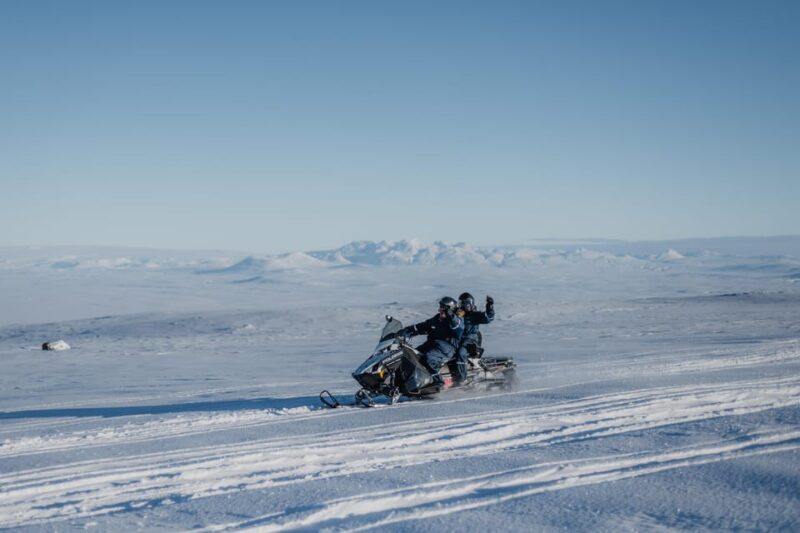 Private Golden Circle Tour and Snowmobiling Adventure - Discover the Ultimate Icelandic Adventure with the Private Golden Circle and Snowmobiling Tour