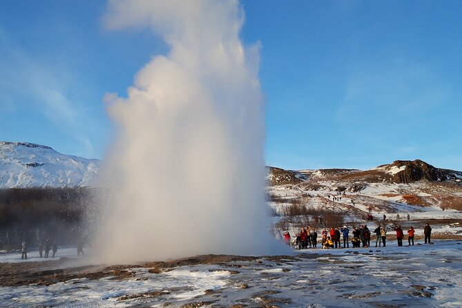 Private Golden Circle Tour with Airport Pick up - Start Your Iceland Journey with a Private Airport Transfer
