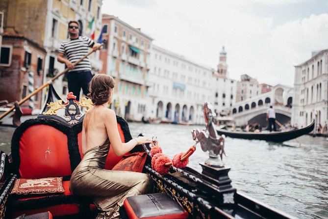 Private Gondola ride and Photo Session in Venice. - The Experience of Proposing or Celebrating in Venice