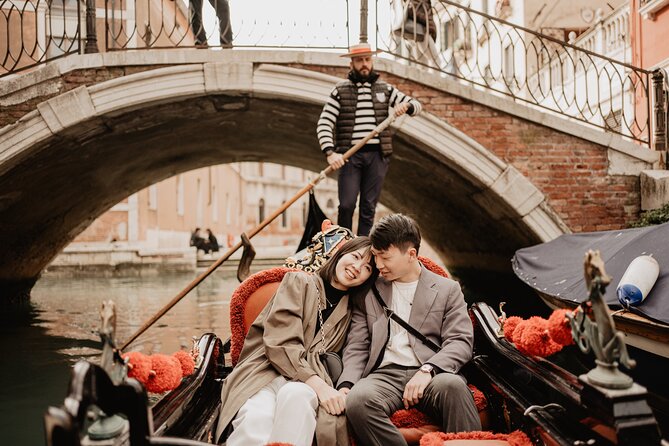 Private Gondola Ride with Professional Photographer in Venice - Cost and Value for Your Money
