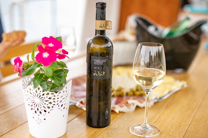 Private Gourmet Boat tour to island of Love - Onboard Comfort and Amenities for a Relaxing Day