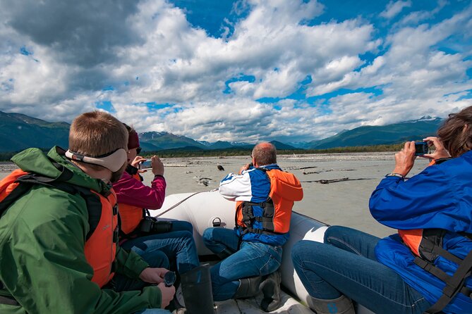 Private Group Eagle Preserve Float Trip in Haines - Wildlife Encounters on the River
