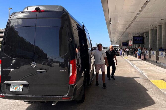 Private Group Transportation To or From Miami Airport - Reliable and Luxurious Private Group Transportation in Miami