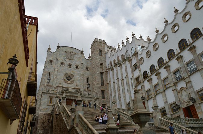 Private Guanajuato City Tour - Best Rated - Romantic Charm at the Alley of the Kiss