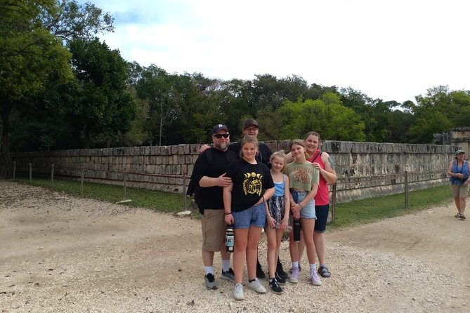 Private Guide Service in the Archaeological Zone of Chichen Itza - The Personal Touch of Local Guides