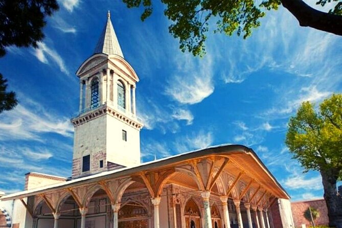 Private Guided Basilica Cistern and Topkapi Palace with Skip Line - The Value of Expert Guides