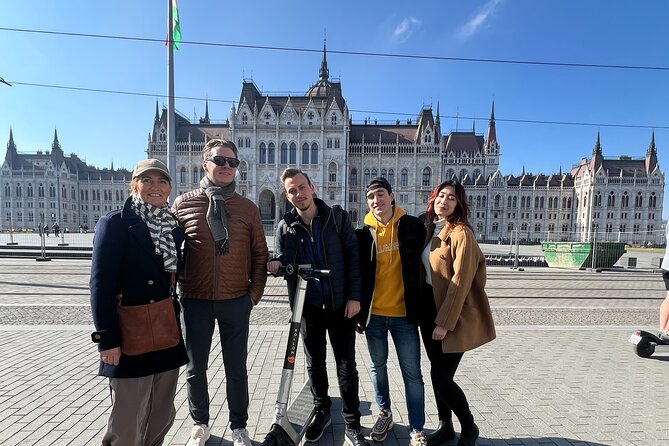 PRIVATE GUIDED Budapest walking tour with coffee break in 120 min - Ascending Castle Hill with Clark Ádám Square