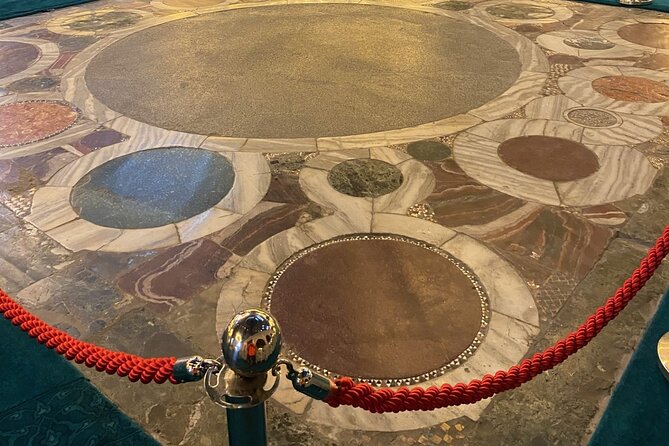 Private Guided Hagia Sophia Tour with Skip the Line Access - Practicalities: Meeting Points, Accessibility, and Group Sizes