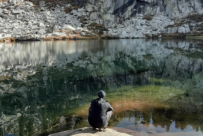 Private Guided Hiking Tour - Sequoia National Park - Tunnel Log: Passing Through a Sequoia-Formed Road