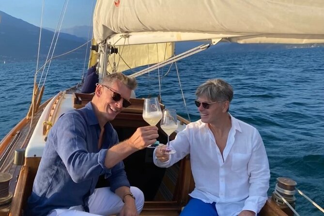 Private Guided Sailing Boat Tour on Lake Como with Aperitif - Northbound Route: Exploring Menaggio and Tremezzo