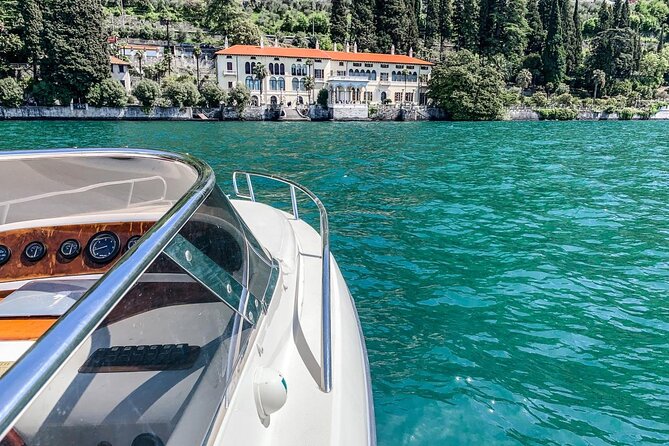 Private guided speedboat cruise on Lake Como from 1H to 4H - Admiring the Gulf of Venus and Lakefront Villages