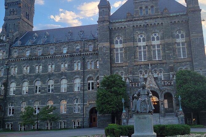 Private Guided Sunset Tour in Washington DC - Visiting the Kennedy Center for Performing Arts