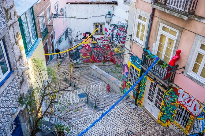 Private Guided Tour by Tuk Tuk - Scenic Views Over Lisbon’s Gardens and Theaters