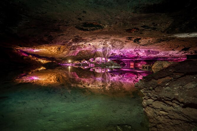 Private guided tour from Vienna to Hallstatt with Skywalk & Salt Mine Experience - What’s Included and How It Adds Value