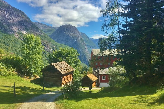 PRIVATE GUIDED TOUR: Highlights of Norway  Trip to the Sognefjord  SUMMER - Visiting the Historic Stalheim Hotel and Its Scenic Terrace