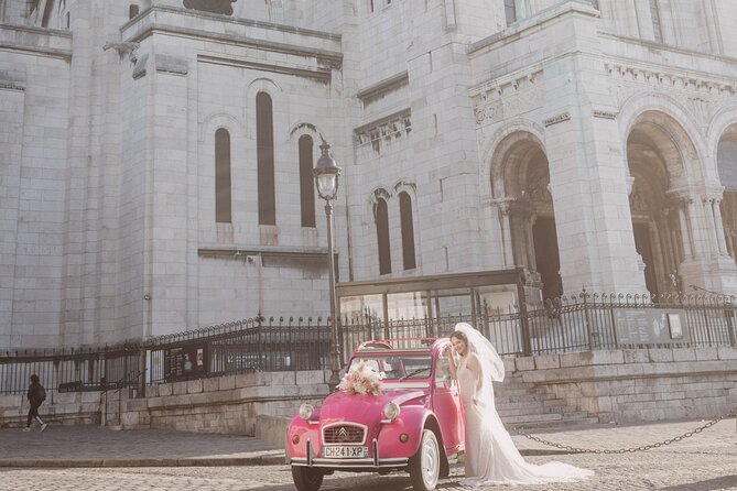 Private Guided Tour in a Pink Citroën 2CV - Explore Paris in a Stylish Pink Citroën 2CV