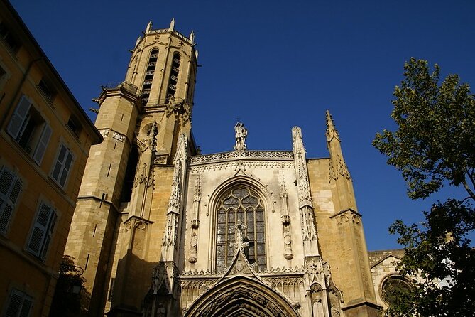Private guided tour in Aix-en-Provence - Official tour guide ! - Value and Pricing Considerations