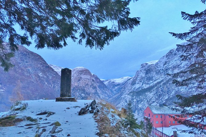 PRIVATE GUIDED TOUR: Norway's Highlights  Viking Special, 11-12 hours  WINTER - Exploring Gudvangen and the Viking Village Njardarheimr