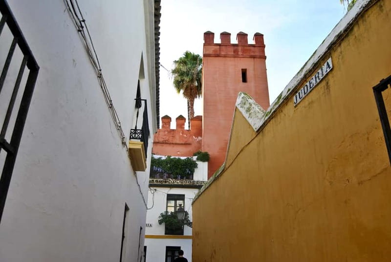 Private Guided Tour of Complete Seville and Jewish Quarter - Visit the Majestic Seville Cathedral and the Giralda Tower