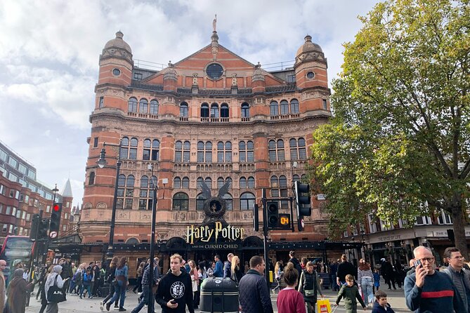 Private Guided Tour of Harry Potter Locations - English/ Italian - Starting at King’s Cross Station: The Magical Beginning