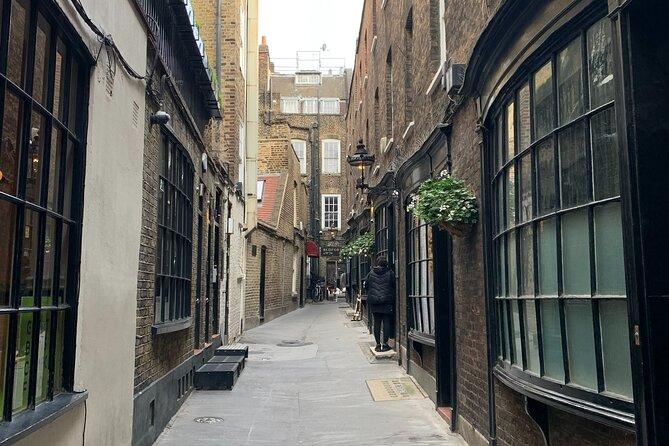 Private Guided Tour of Harry Potter Locations - English/ Italian - Inside the Famous Harry Potter Studio: Diagon Alley and Gringotts