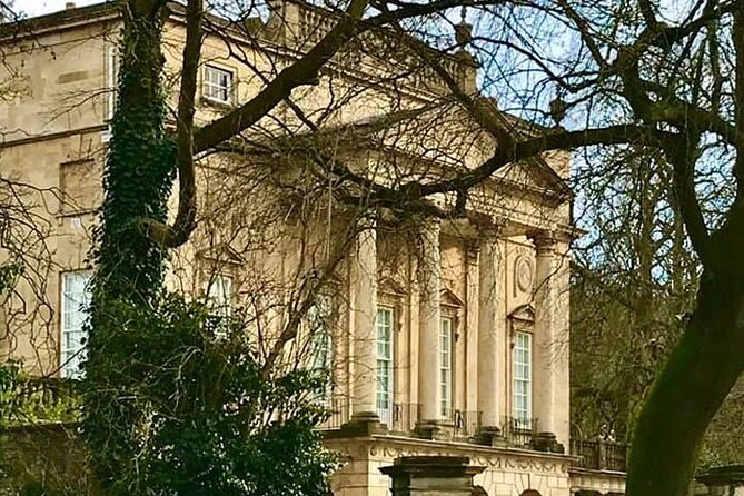 Private Guided Tour of Jane Austen's Bath - Exploring The Cross Bath and Pump Rooms