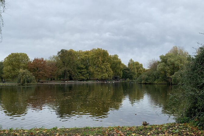 Private Guided Tour of London Landmarks - English or Italian - Starting at County Hall: A Convenient Meeting Point